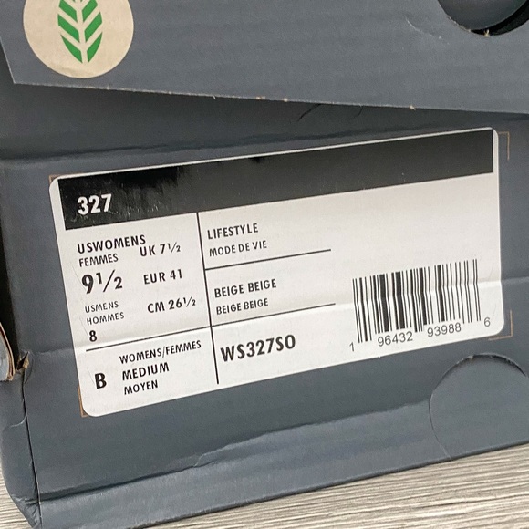 New Balance 327 in Turtledove - Picture 11 of 12